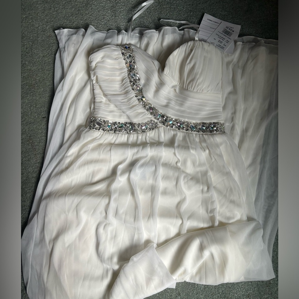 Beautiful White Chiffon Dress